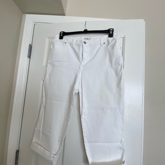 Style & Co. Denim - Style&Co jeans white cropped pants